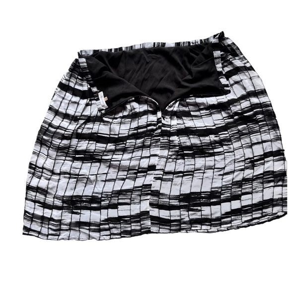 Calvin Klein Black Gray Pleated Panelled Flowy A-line Skirt Abstract Print Sz L - Picture 8 of 11